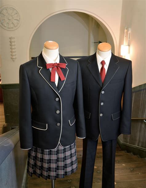 Sailor <b>uniform</b> Sailor <b>uniform</b> is an initial design of <b>Japanese</b> <b>school uniform</b> for female students, inspired by the naval <b>uniform</b>. . Japanese school uniforms